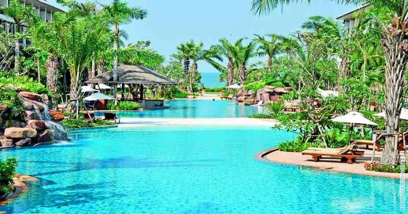 Ravindra Beach Resort and Spa