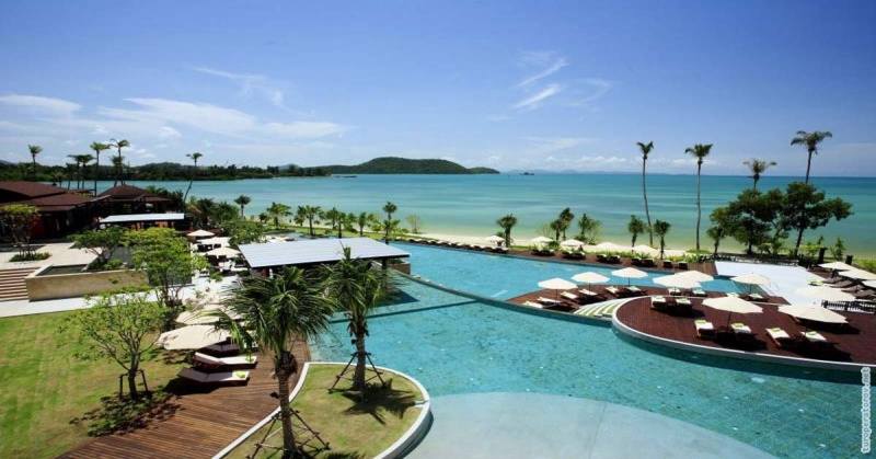 Pullman Phuket Panwa Beach Resort 5*. Обновлено описание.