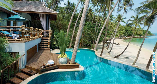 В отеле Four Seasons Resort Koh Samui VIP  открылся новый Pool Bar.
